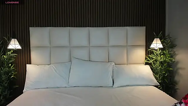 CailynBrowm online show from November 14, 4:33 am