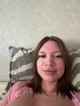 bunnyrich online show from March 22, 9:45 am