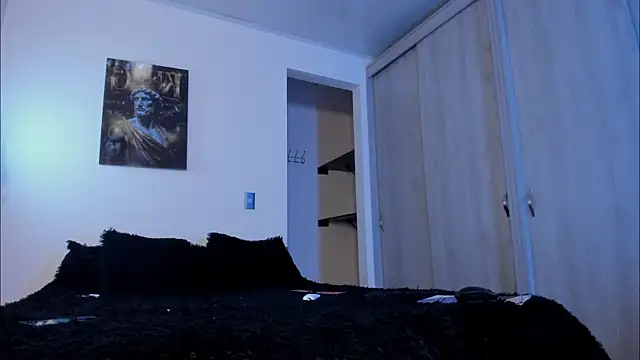 Nina Fuentes online show from February 26, 10:09 pm