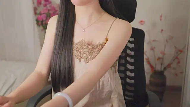 Snapshot of sinnn chatting on December 17, 4:24 pm sinnn online show from December 17, 4:24 pm