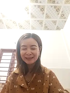 Snapshot of Sexy-ladyboobs20 chatting on October 26, 1:11 am Sexy-ladyboobs20 online show from October 26, 1:11 am