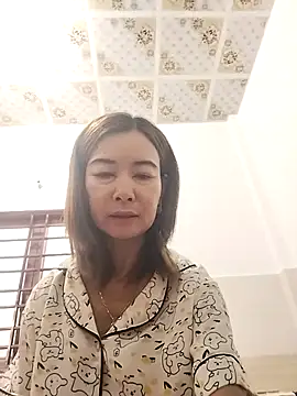 Snapshot of Sexy-ladyboobs20 chatting on November 8, 1:39 am Sexy-ladyboobs20 online show from November 8, 1:39 am