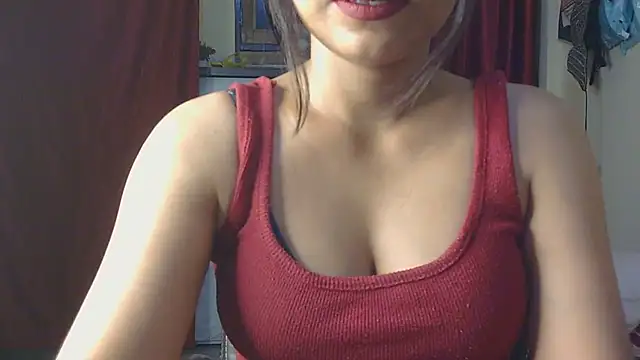 Snapshot of sexy_shivi chatting on April 18, 1:37 pm sexy shivi online show from April 18, 1:37 pm