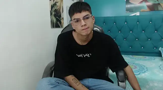 Noha scott online show from December 5, 11:18 pm