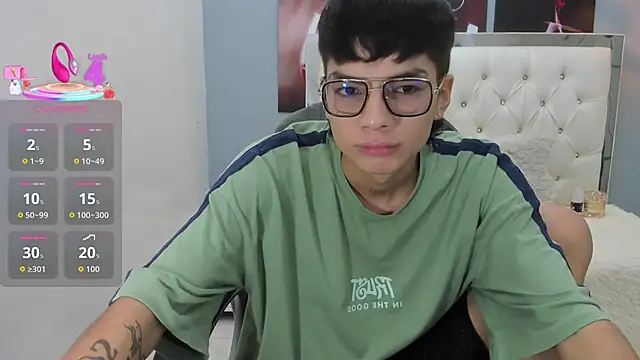 Noha scott online show from April 17, 10:46 pm