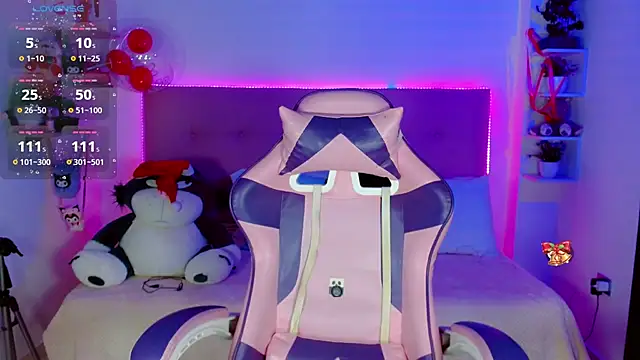 Kylie brokee online show from December 16, 12:15 am