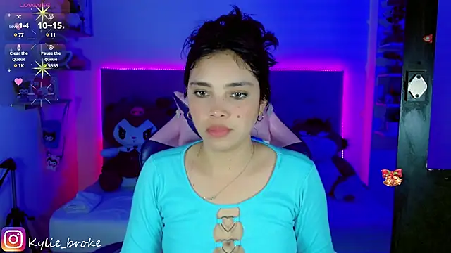 Kylie brokee online show from January 29, 12:33 am