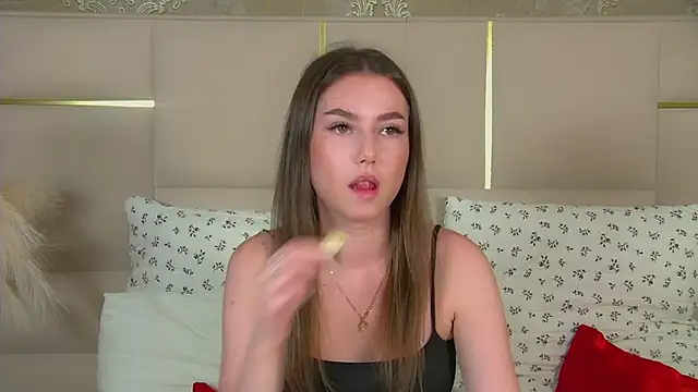 Snapshot of AliceMoreno chatting on September 9, 5:12 pm AliceMoreno online show from September 9, 5:12 pm