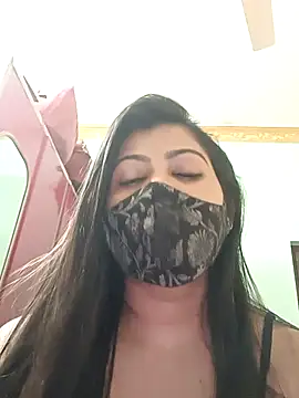 SANAYA ROY online show from January 17, 10:09 am