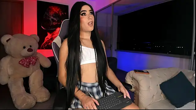 Snapshot of miss_sophie98 chatting on November 17, 2:50 am miss sophie98 online show from November 17, 2:50 am