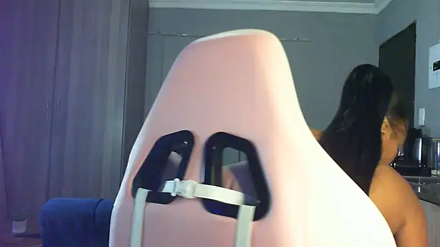 Snapshot of Sexylisa670 chatting on October 15, 7:36 pm Sexylisa670 online show from October 15, 7:36 pm