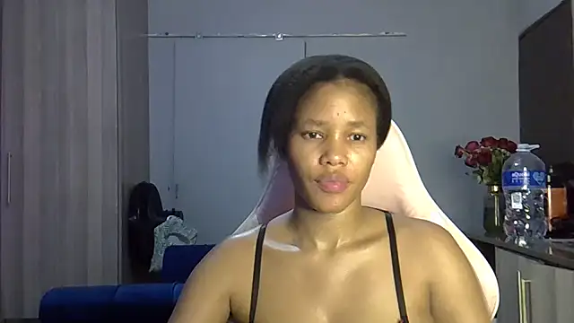 Snapshot of Sexylisa670 chatting on February 25, 7:45 pm Sexylisa670 online show from February 25, 7:45 pm