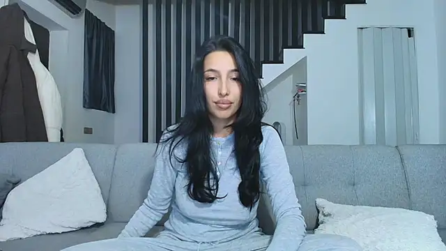 Snapshot of Gabrielaaxxx chatting on February 17, 9:54 pm Gabrielaaxxx online show from February 17, 9:54 pm