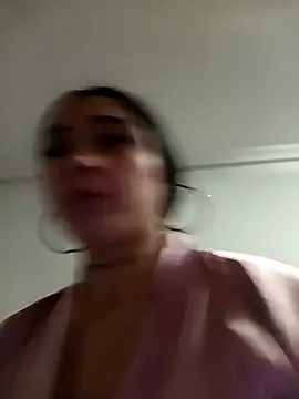 Snapshot of Juanamd1 chatting on December 11, 10:58 am Juanamd1 online show from December 11, 10:58 am