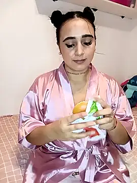 Snapshot of Juanamd1 chatting on January 5, 11:59 am Juanamd1 online show from January 5, 11:59 am