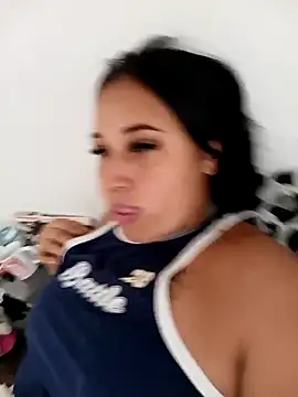 Juanamd1 online show from March 9, 1:04 pm