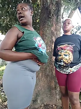 Snapshot of Broan_me chatting on January 7, 5:54 am Broan me online show from January 7, 5:54 am