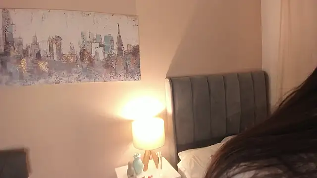 dakotaa   online show from November 15, 7:32 pm