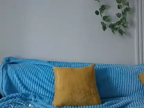 Bigass mee  online show from April 11, 10:41 am