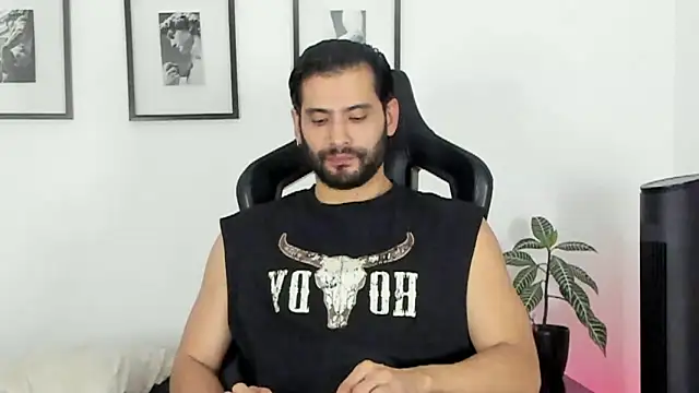Dereck vega online show from July 15, 11:10 pm