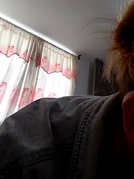 Nahiajhonson  online show from January 5, 9:29 pm