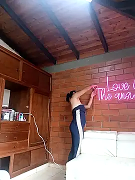 SamaraJay1 online show from February 10, 2:21 pm