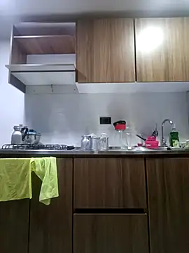 Snapshot of coral_smitth chatting on November 23, 8:19 pm coral smitth online show from November 23, 8:19 pm