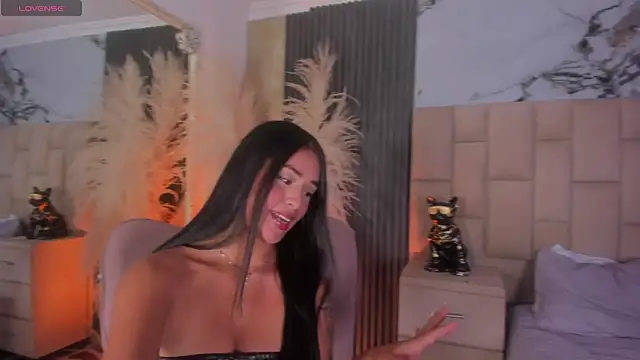 Snapshot of EmmaTorres_ chatting on February 27, 11:27 pm EmmaTorres online show from February 27, 11:27 pm