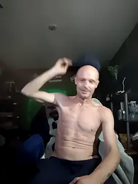 Snapshot of omgkidisthaone chatting on October 17, 12:52 pm omgkidisthaone online show from October 17, 12:52 pm