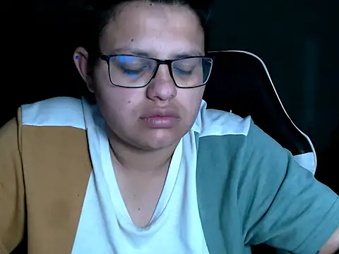 tatsumi nao online show from October 22, 4:02 am