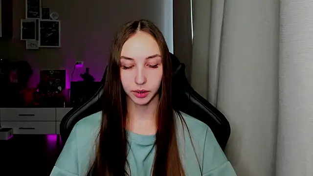 Sm0ly online show from April 17, 2:03 am