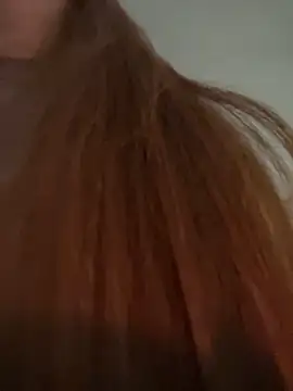 Snapshot of Cloew_Marz chatting on December 21, 3:41 pm Cloew Marz online show from December 21, 3:41 pm