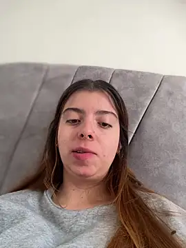 Snapshot of Cloew_Marz chatting on February 13, 5:31 pm Cloew Marz online show from February 13, 5:31 pm