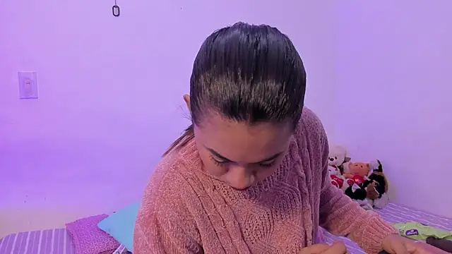 crystalvazquez online show from October 21, 12:28 pm