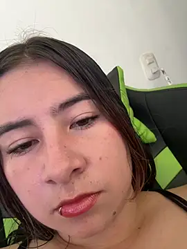 Mia foxx  online show from February 2, 9:34 pm