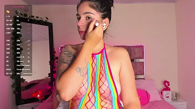 AmyWesley online show from February 2, 10:39 pm