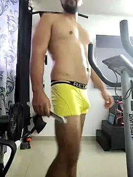 Snapshot of LatinMar chatting on February 3, 1:19 pm LatinMar online show from February 3, 1:19 pm