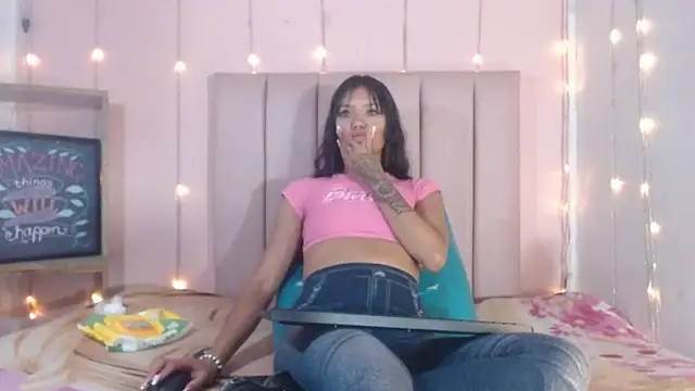 camilawilliams707rs online show from April 18, 2:04 am