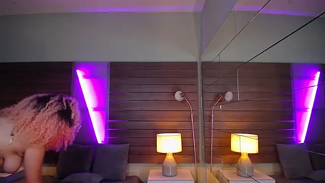 Snapshot of Kateryn_ chatting on January 30, 1:55 am Kateryn online show from January 30, 1:55 am