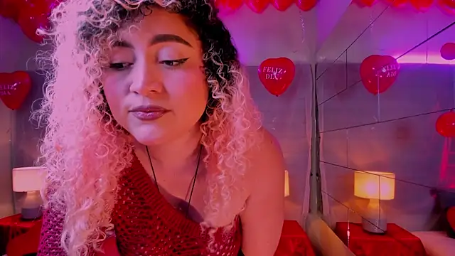 Snapshot of Kateryn_ chatting on February 14, 11:20 pm Kateryn online show from February 14, 11:20 pm