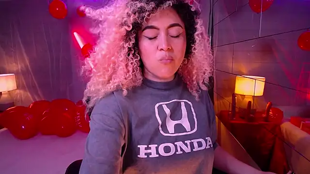 Snapshot of Kateryn_ chatting on February 15, 7:50 pm Kateryn online show from February 15, 7:50 pm