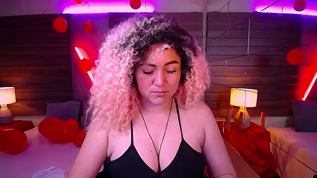 Snapshot of Kateryn_ chatting on February 20, 4:14 pm Kateryn online show from February 20, 4:14 pm