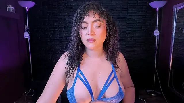 Snapshot of Kateryn_ chatting on March 11, 12:00 am Kateryn online show from March 11, 12:00 am