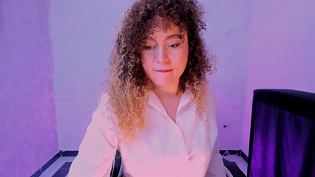 Snapshot of Kateryn_ chatting on November 21, 5:22 pm Kateryn online show from November 21, 5:22 pm