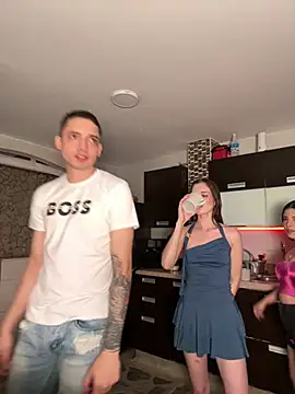 Snapshot of samantha_kevin chatting on February 17, 3:58 am samantha kevin online show from February 17, 3:58 am