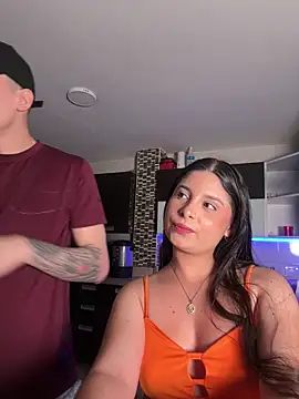 Snapshot of samantha_kevin chatting on February 18, 4:08 am samantha kevin online show from February 18, 4:08 am