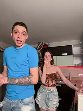 Snapshot of samantha_kevin chatting on February 27, 3:39 am samantha kevin online show from February 27, 3:39 am