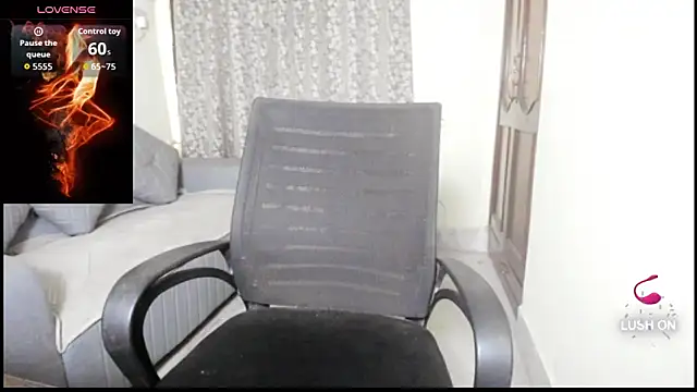 Rubika sharma online show from October 2, 10:00 am