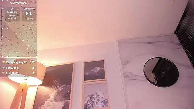 lara madisson online show from March 22, 8:29 am