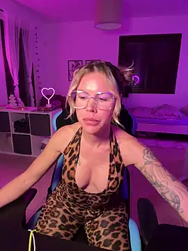 Lara Bergmann online show from January 27, 5:37 pm